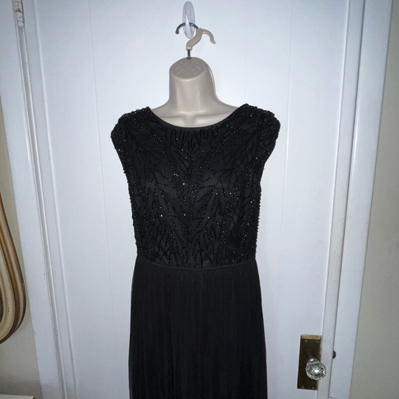 NWT | Adrianna Papell Beaded Tulle Gown!! - Picture 5 of 7